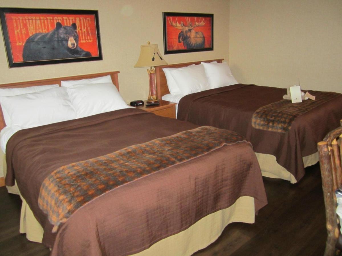 Boarders Inn & Suites By Cobblestone Hotels In Waukon Dış mekan fotoğraf